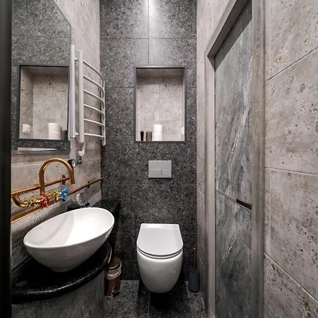 King Danylo Apartment *